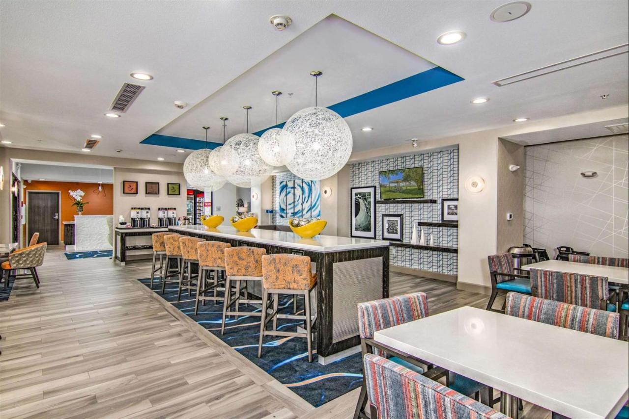 Hampton Inn Houston Nasa-Johnson Space Center Seabrook Bagian luar foto